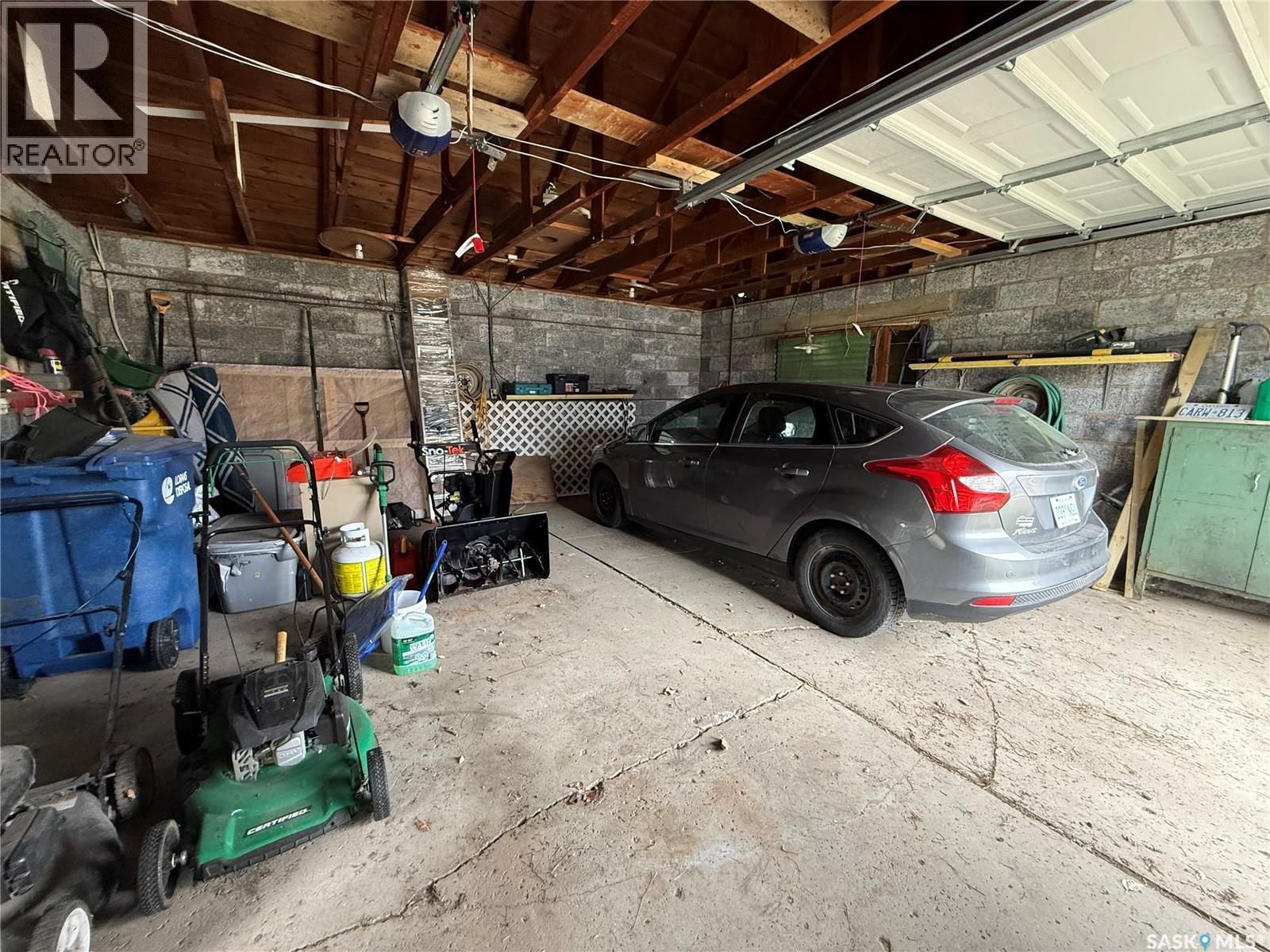 207 MISSOURI AVENUE Image 7