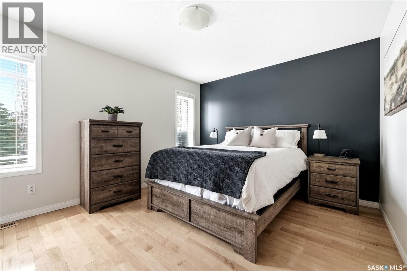 11 FAIRWAY CRESCENT Image 13