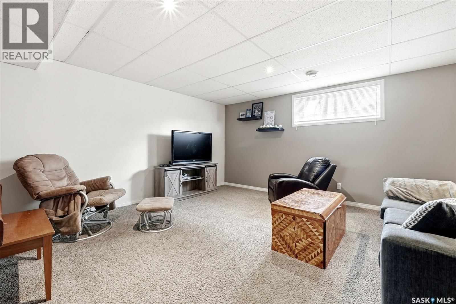 11 FAIRWAY CRESCENT Image 22