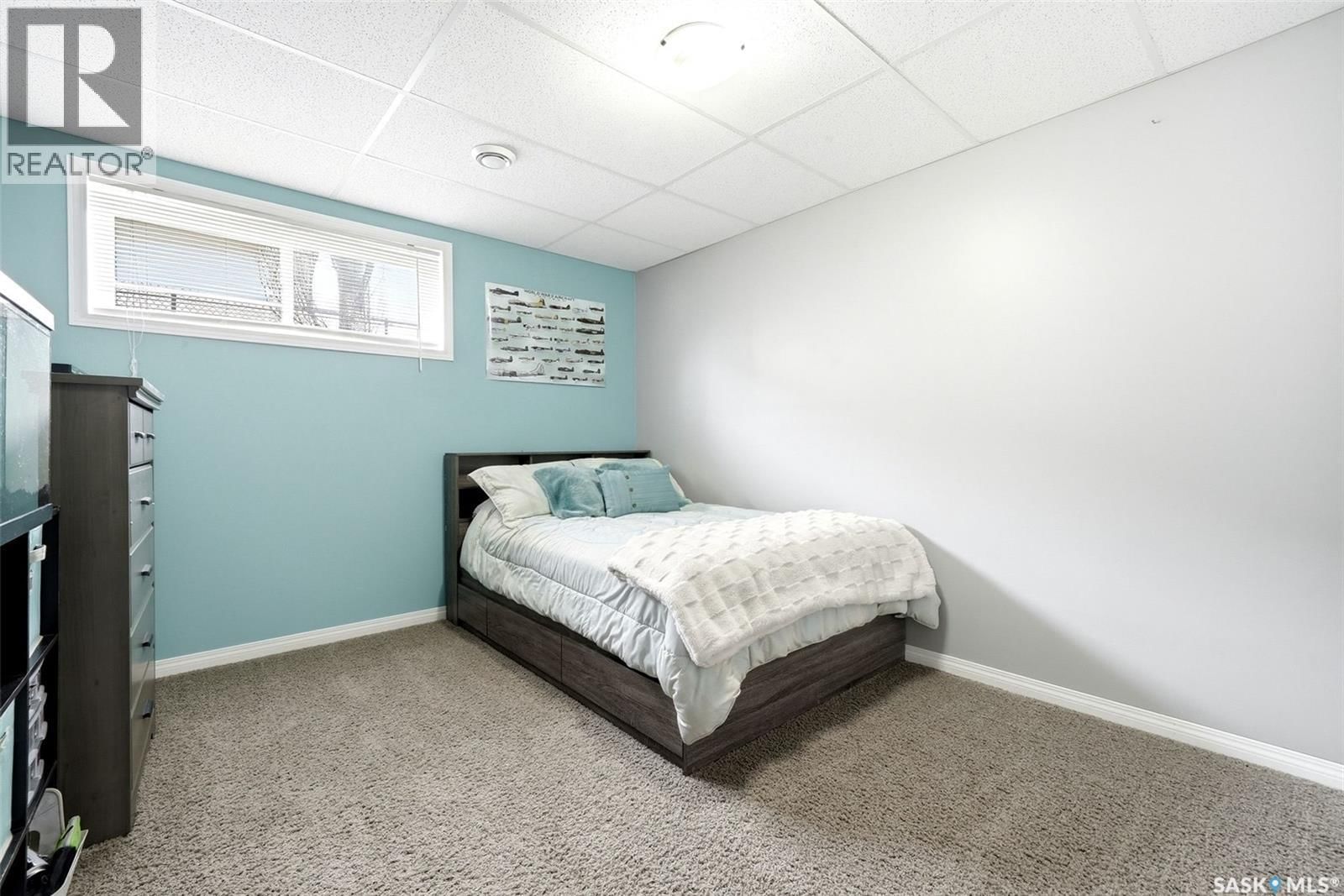 11 FAIRWAY CRESCENT Image 25