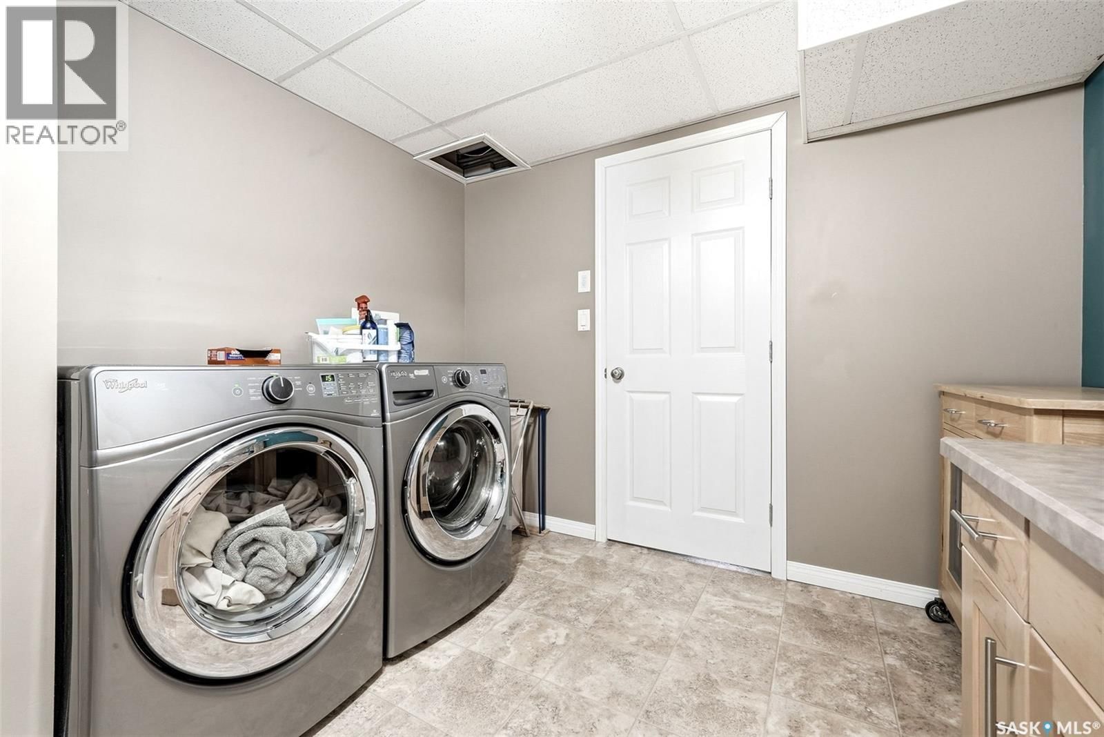 11 FAIRWAY CRESCENT Image 28