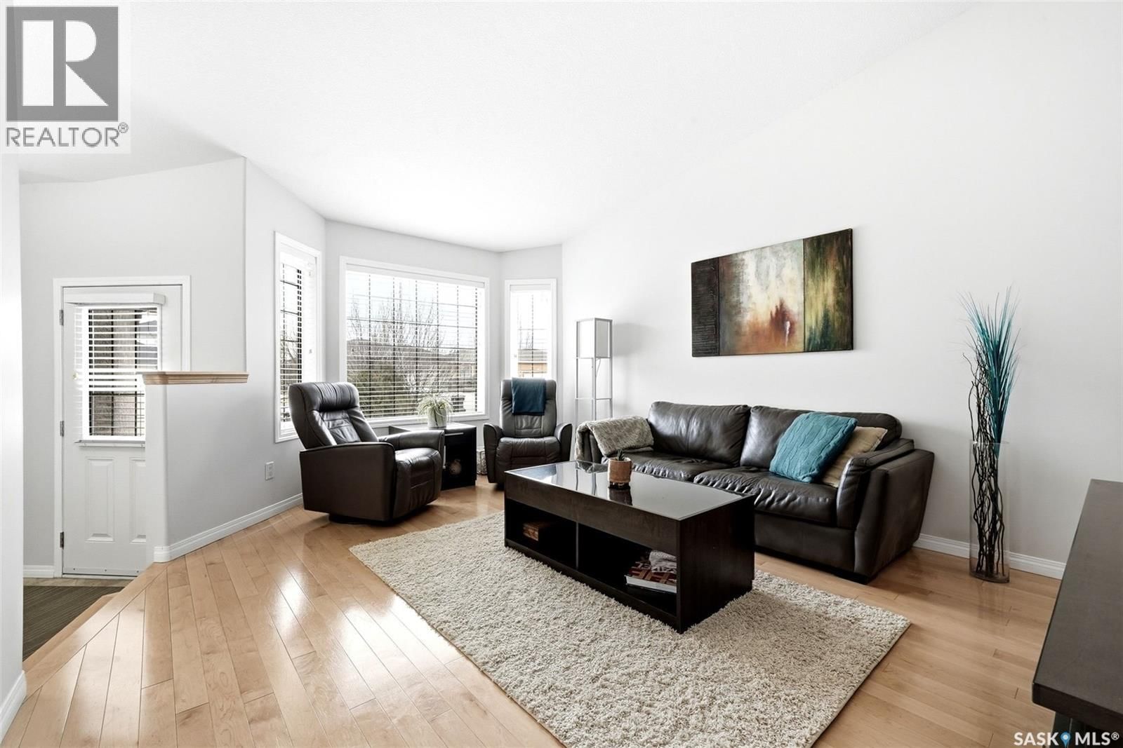 11 FAIRWAY CRESCENT Image 5