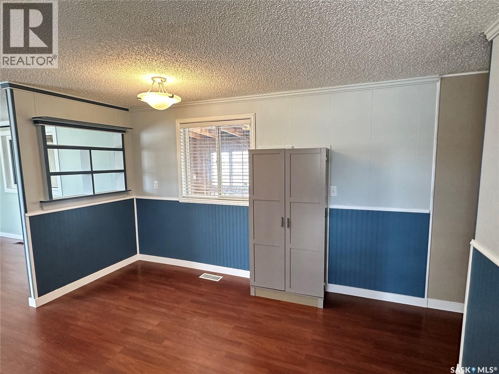 52 219 GRANT STREET Image 23