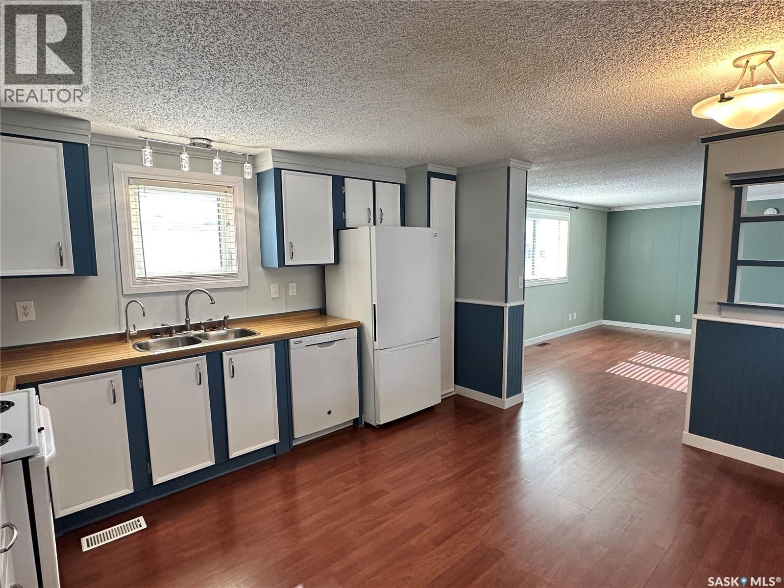 52 219 GRANT STREET Image 25