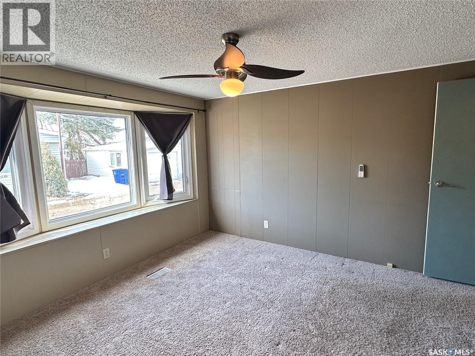 52 219 GRANT STREET Image 31