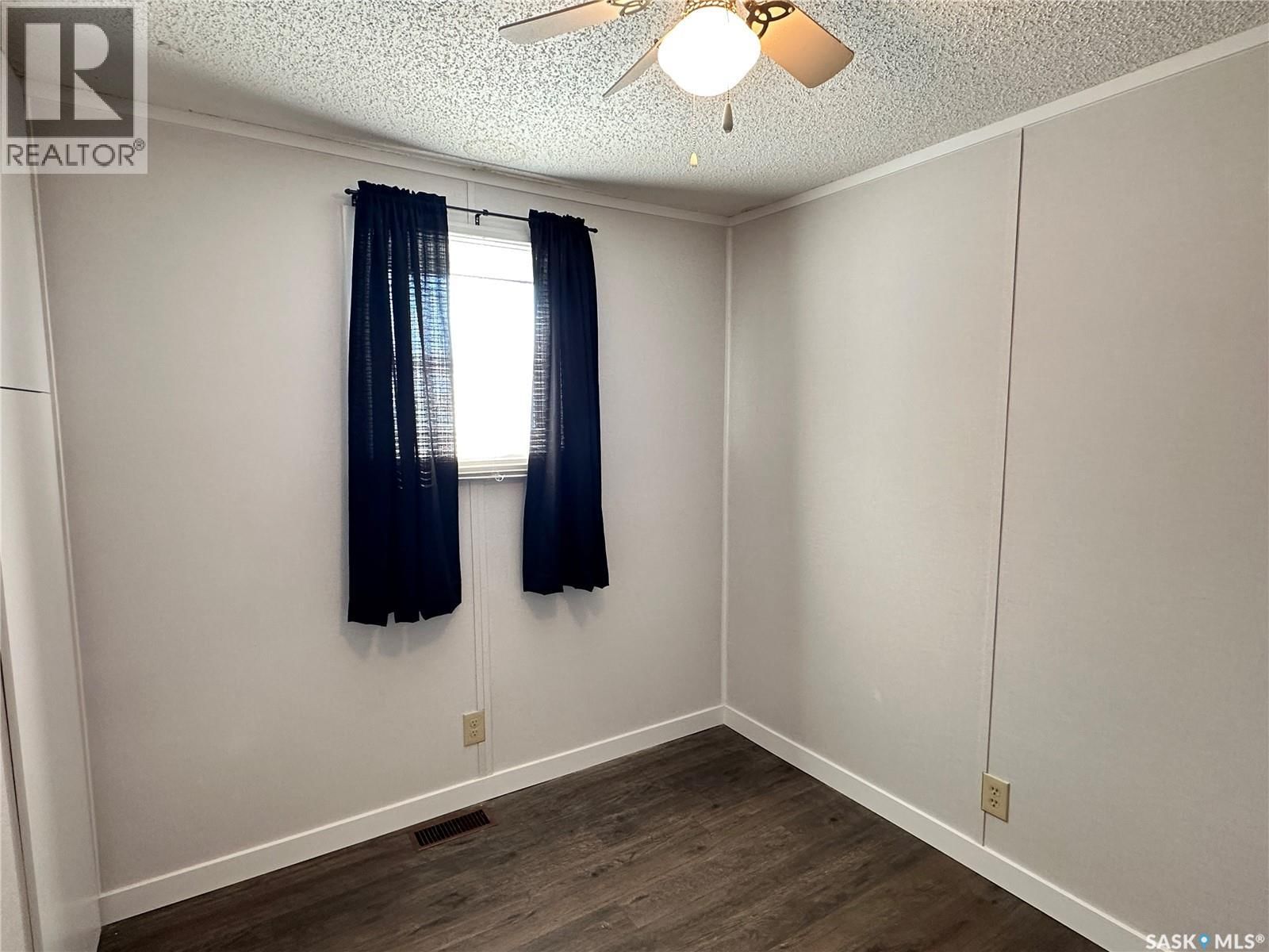 52 219 GRANT STREET Image 37