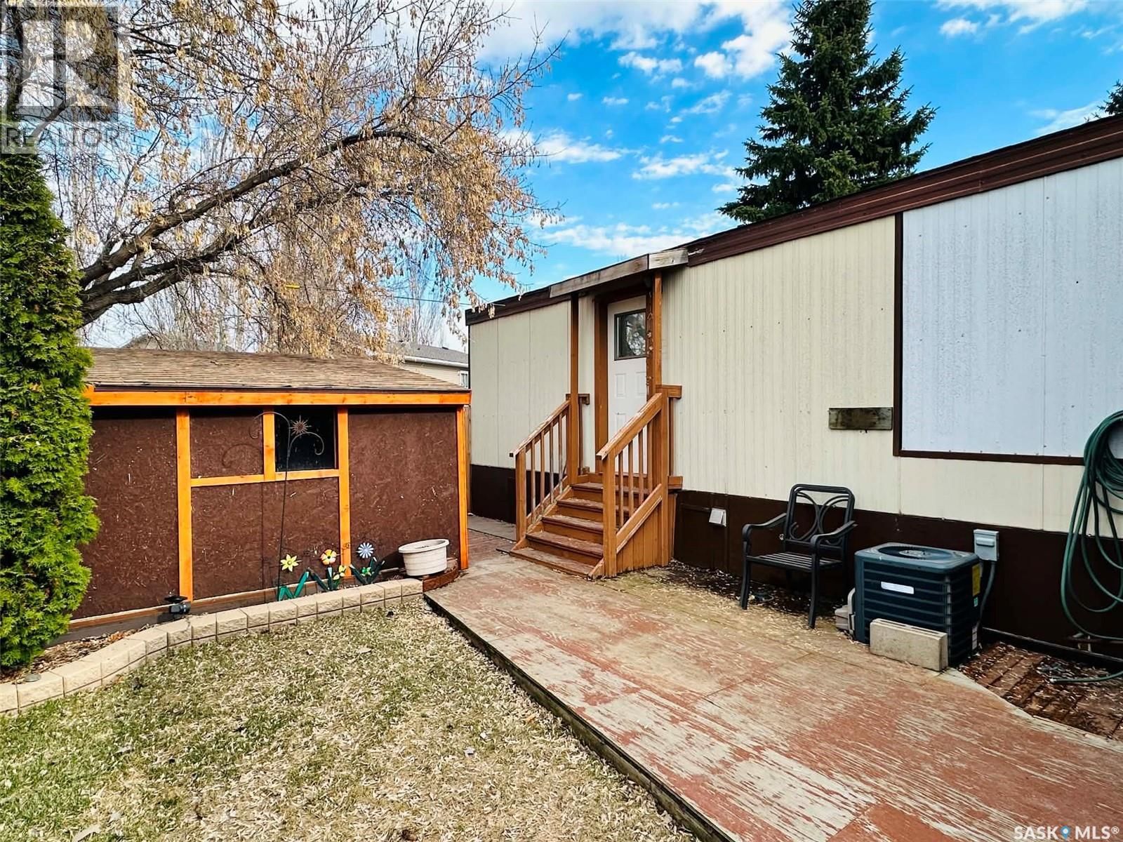 52 219 GRANT STREET Image 4