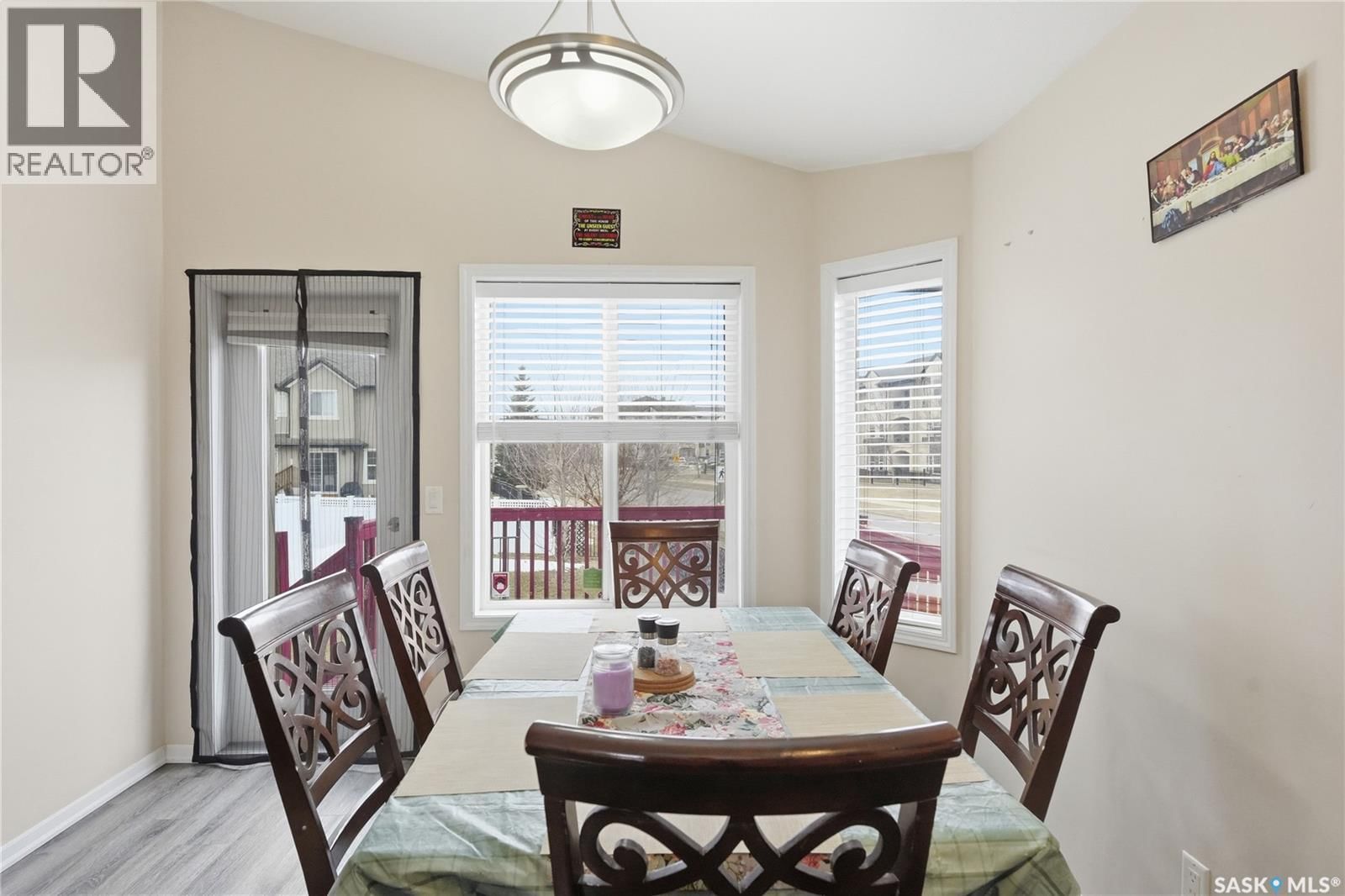 102 WHALLEY CRESCENT Image 13