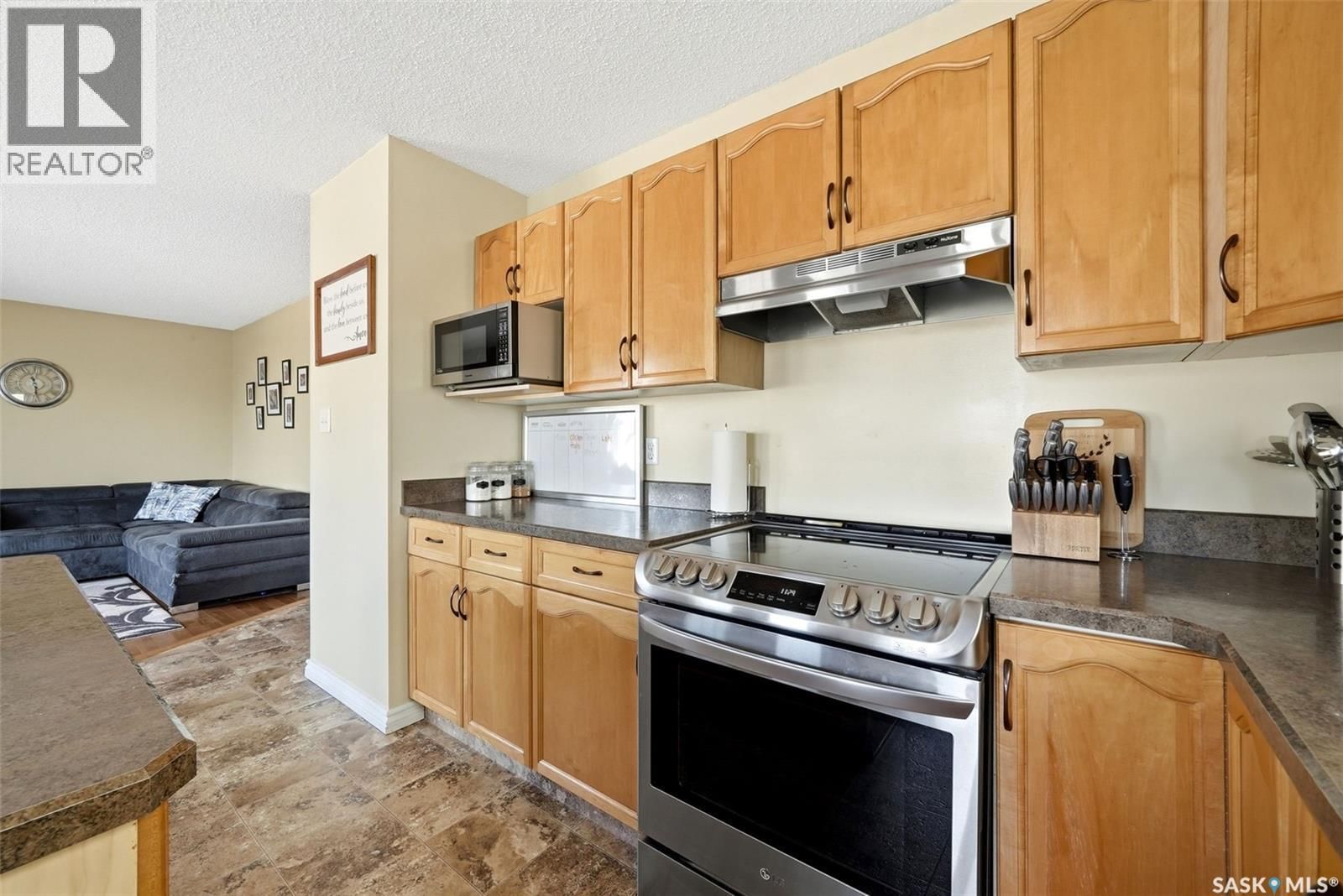 1614 ROUSSEAU CRESCENT Image 11