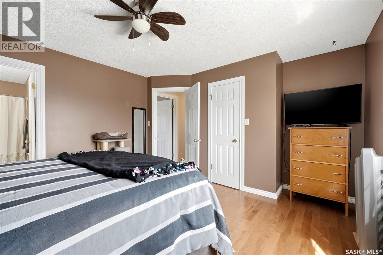 1614 ROUSSEAU CRESCENT Image 18