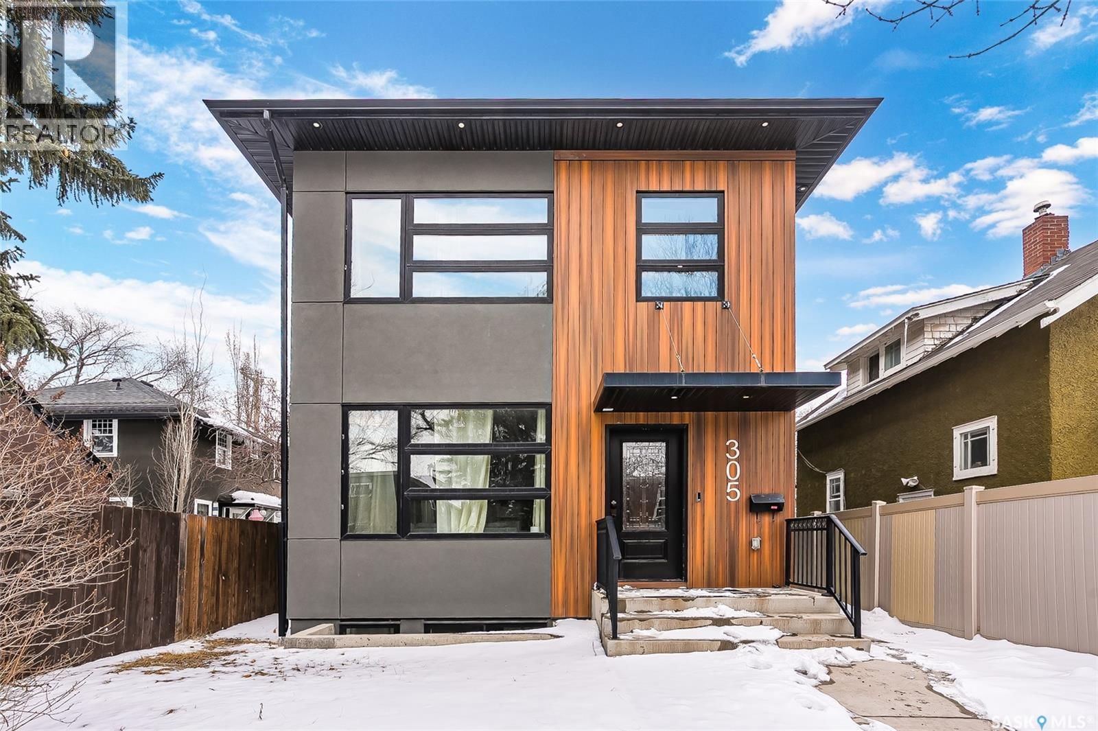 305 Clarence Avenue, Saskatoon, Saskatchewan S7N 1H5