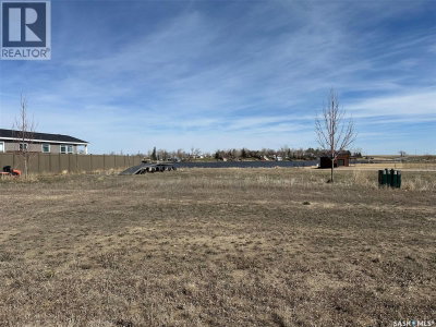 12 Lakeshore DRIVE | Thomson Lake Saskatchewan | Slide Image Two