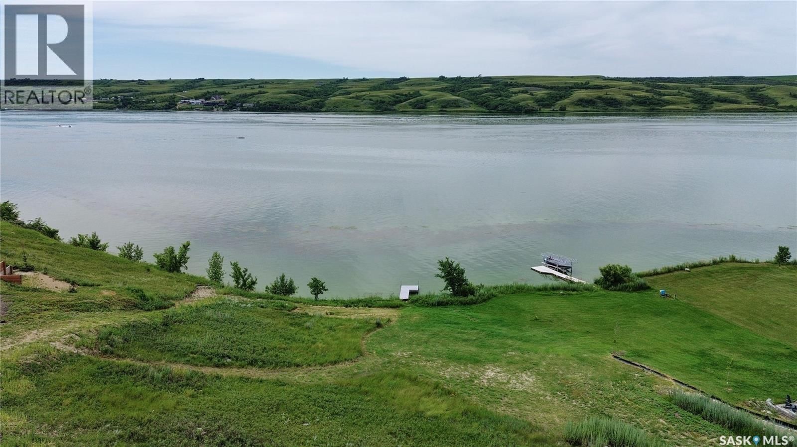 13 Sunset BOULEVARD, North Grove, Saskatchewan S0G 1P0