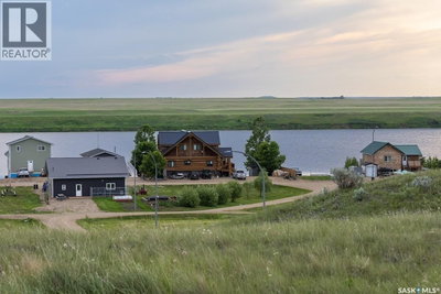8 Sunridge Resorts | Webb Rm No. 138 Saskatchewan | Slide Image Eight