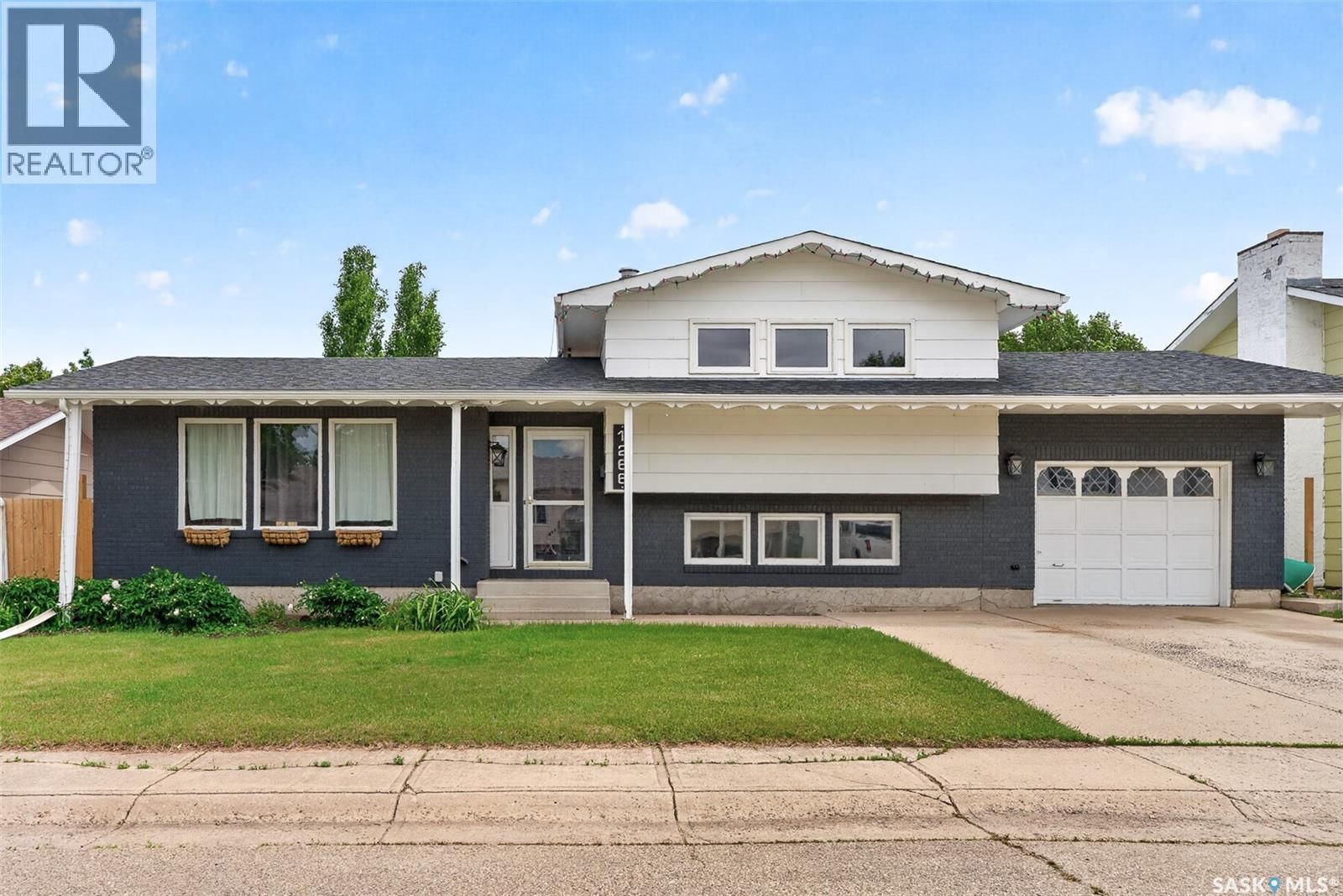 1266 Maybery CRESCENT, Moose Jaw, Saskatchewan S6H 7B4