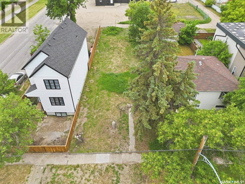 537 H AVENUE Saskatoon Saskatchewan, S7M 1W7 - Vacant Land For Sale