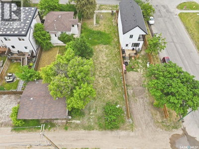 537 H AVENUE | Saskatoon Saskatchewan | Slide Image Six