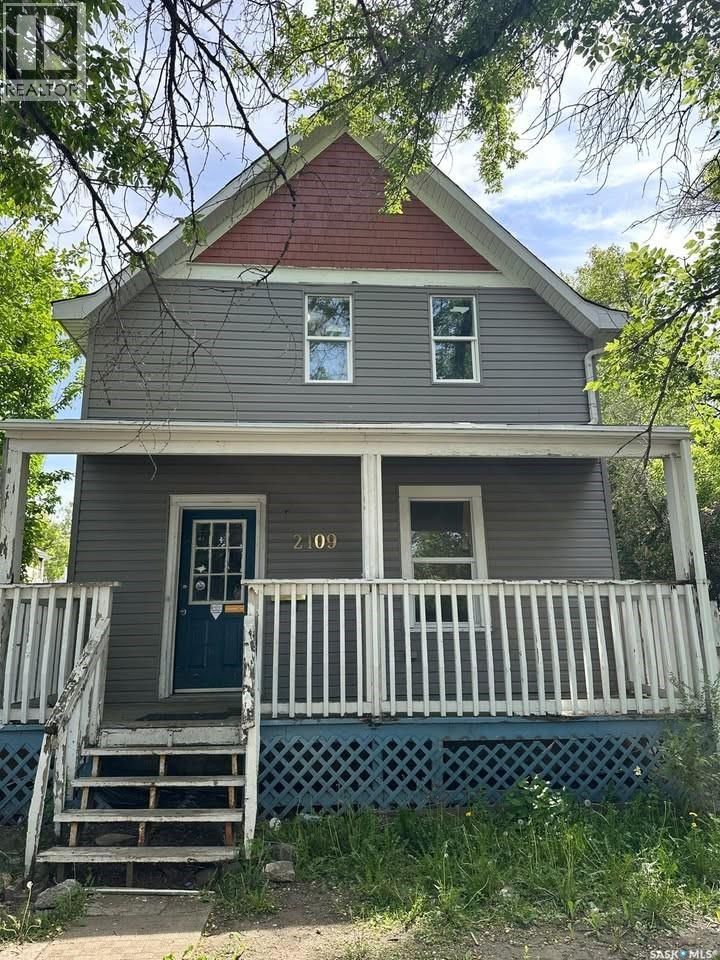 2109 20th STREET, Saskatoon, Saskatchewan S7M 1A7