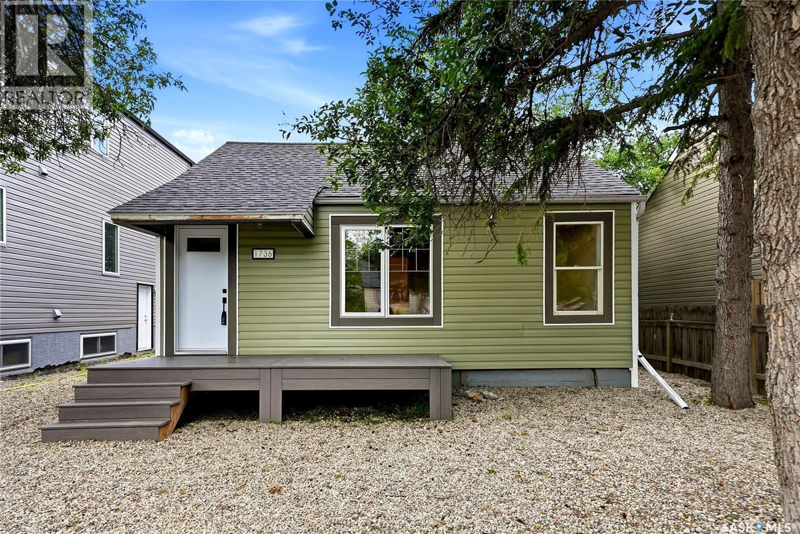 1736 Connaught STREET, Regina, Saskatchewan S4T 4T2