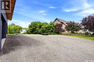 9 Rock Ridge | Kannata Valley Saskatchewan | Slide Image Thirty-eight