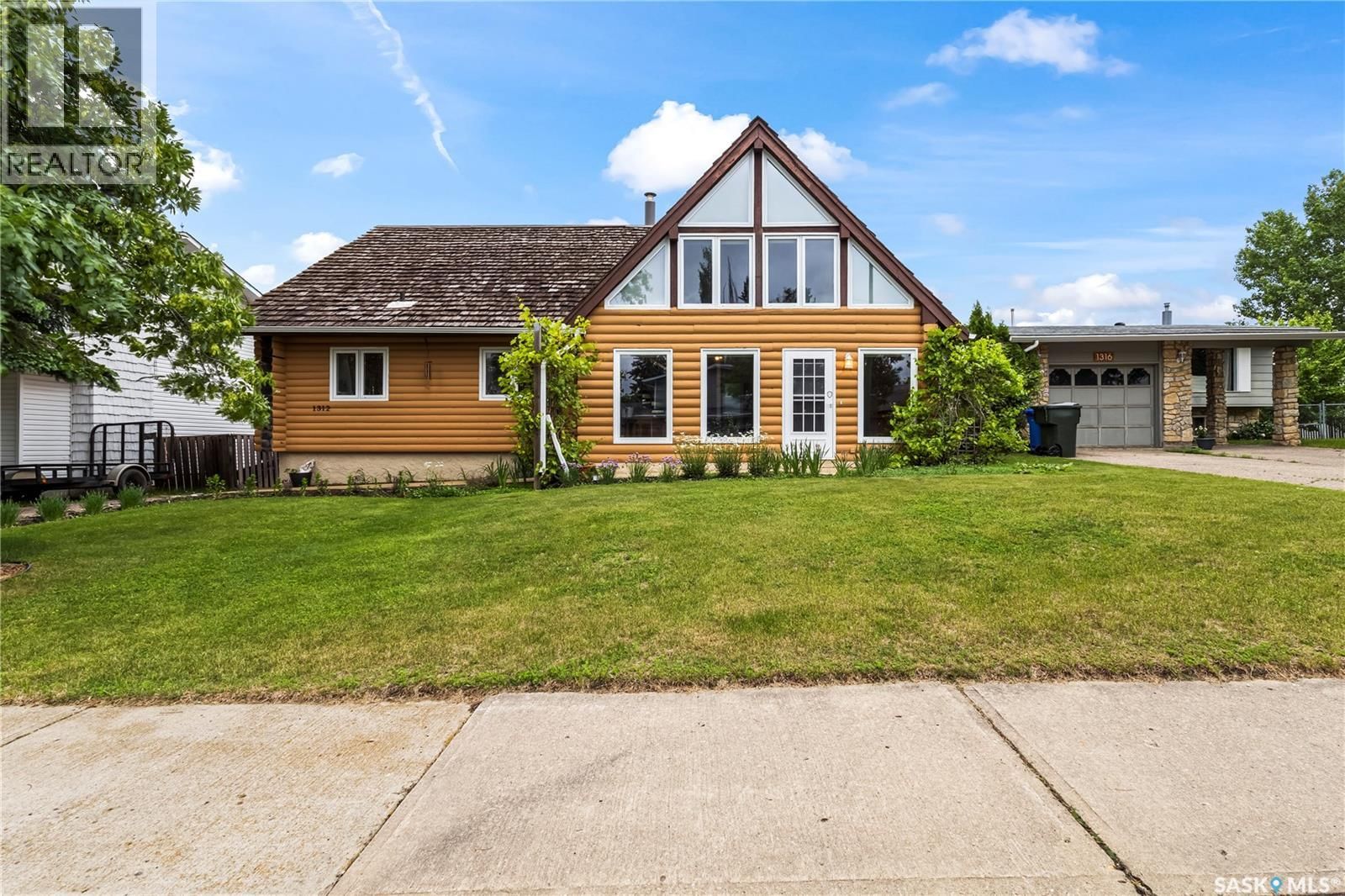 1312 Reed BAY, Prince Albert, Saskatchewan S6V 6R4