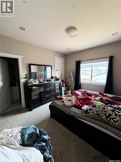 418 Ells WAY | Saskatoon Saskatchewan | Slide Image Thirteen
