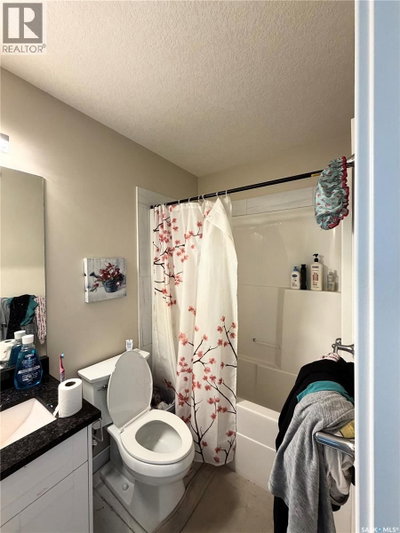 418 Ells WAY | Saskatoon Saskatchewan | Slide Image Fourteen