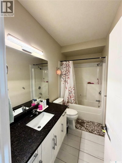 418 Ells WAY | Saskatoon Saskatchewan | Slide Image Nine