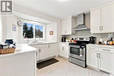 1706 Ewart Avenue | Saskatoon Saskatchewan | Slide Image Fourteen