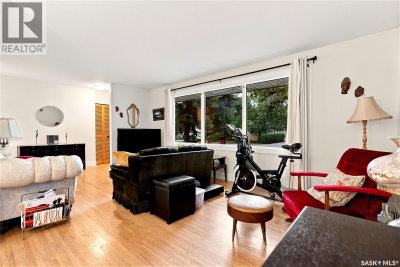 1706 Ewart Avenue | Saskatoon Saskatchewan | Slide Image Six