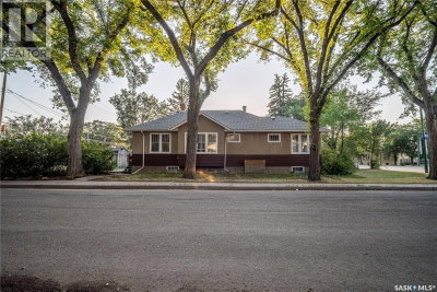 3303 Dewdney Avenue | Regina Saskatchewan | Slide Image Three