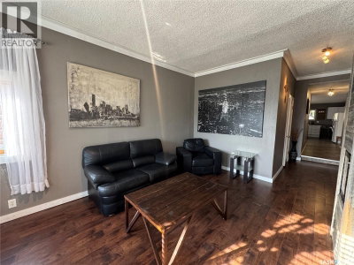 307 6th AVENUE | Biggar Saskatchewan | Slide Image Eleven