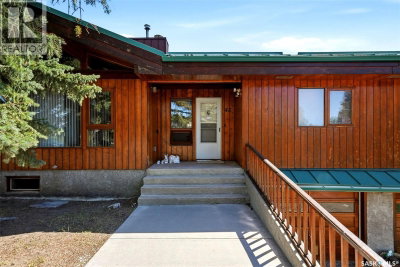 45 Miller CRESCENT | Lumsden Saskatchewan | Slide Image One