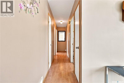54 Klaehn CRESCENT | Saskatoon Saskatchewan | Slide Image Seventeen