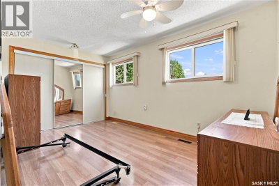 54 Klaehn CRESCENT | Saskatoon Saskatchewan | Slide Image Eighteen
