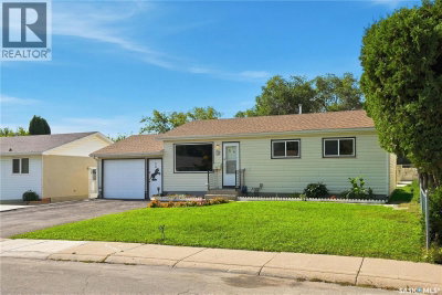 54 Klaehn CRESCENT | Saskatoon Saskatchewan | Slide Image Thirty-five