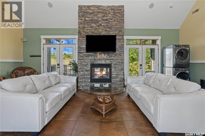 44 Mihr WAY | Last Mountain Lake Saskatchewan | Slide Image Fourteen