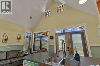 44 Mihr WAY | Last Mountain Lake Saskatchewan | Slide Image Thirty