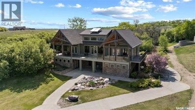 44 Mihr WAY | Last Mountain Lake Saskatchewan | Slide Image Forty-two