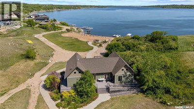 44 Mihr WAY | Last Mountain Lake Saskatchewan | Slide Image Forty-three