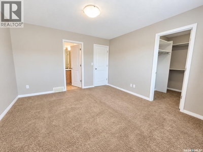 25 547 East Hampton BOULEVARD | Saskatoon Saskatchewan | Slide Image Seventeen