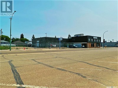 Image #1 of Commercial for Sale at 300 1st Avenue E, Nipawin, Saskatchewan