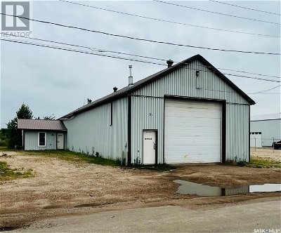 Image #1 of Commercial for Sale at 31 Foster Street, Yorkton, Saskatchewan