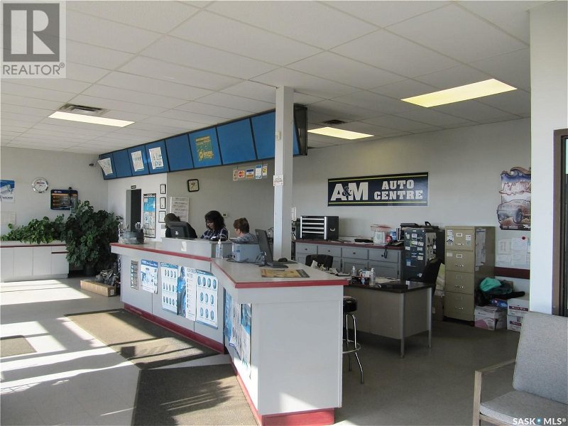 Image #1 of Business for Sale at 370 S Railway Avenue E, North Battleford, Saskatchewan