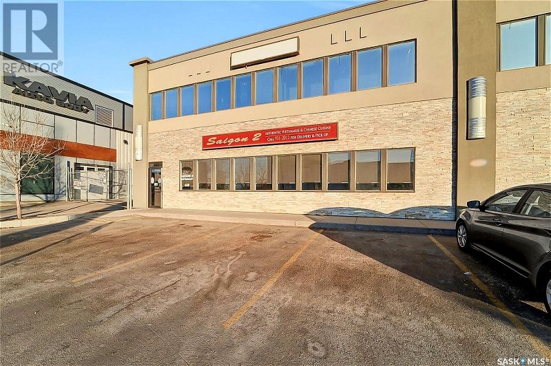 Image #1 of Restaurant for Sale at D 96 33rd Street E, Saskatoon, Saskatchewan