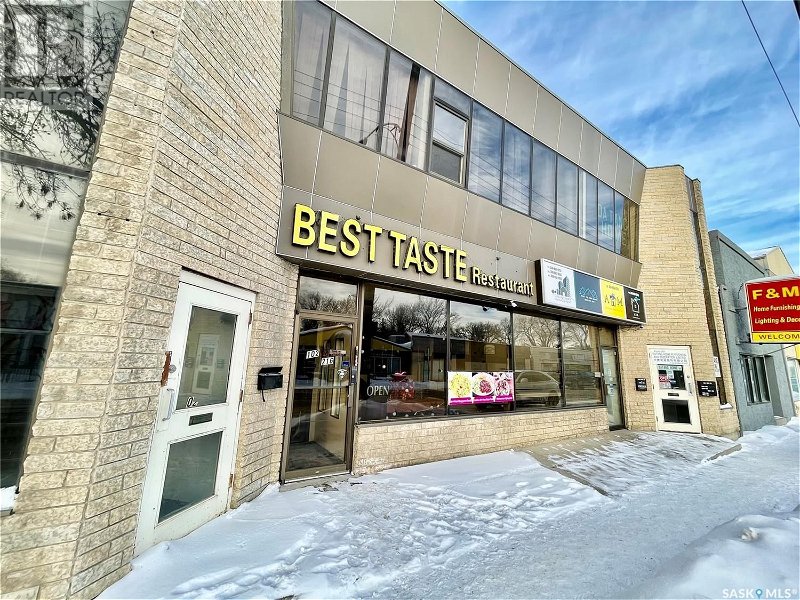 Image #1 of Restaurant for Sale at 102 216 33rd Street W, Saskatoon, Saskatchewan
