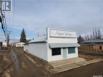 Image #1 of Commercial for Sale at 101 4th Avenue E, Gravelbourg, Saskatchewan