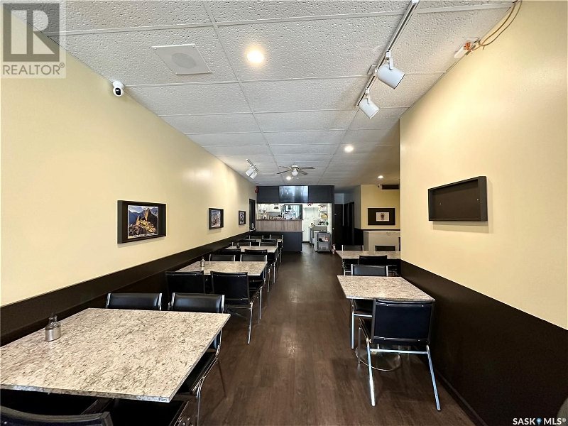 Image #1 of Restaurant for Sale at 2 325 3rd Avenue, Saskatoon, Saskatchewan