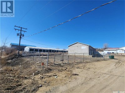 Image #1 of Commercial for Sale at 1221 Ominica Street E, Moose Jaw, Saskatchewan
