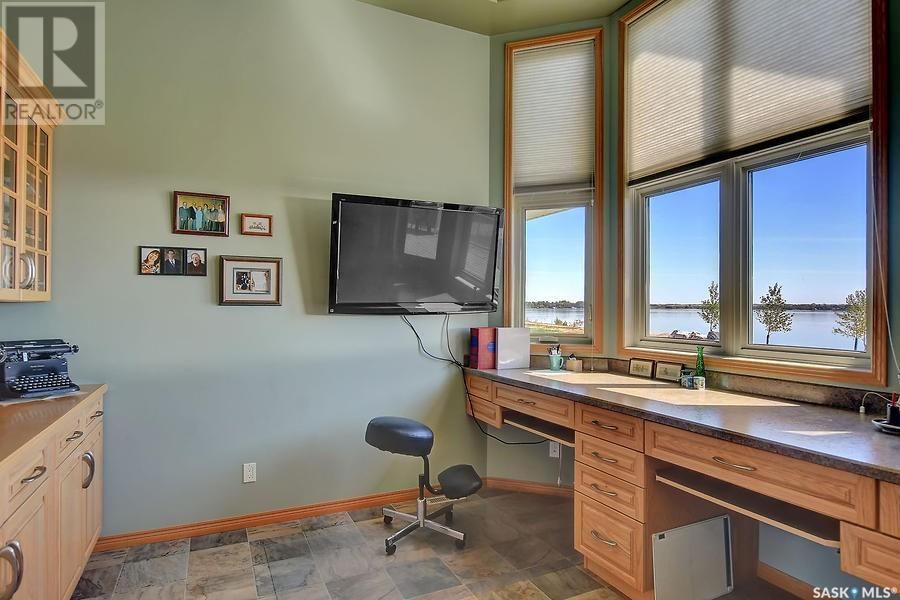 400 Lakeshore DRIVE Image 13